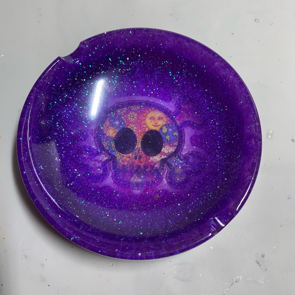 Cute Skull Ashtray Made Out of Resin